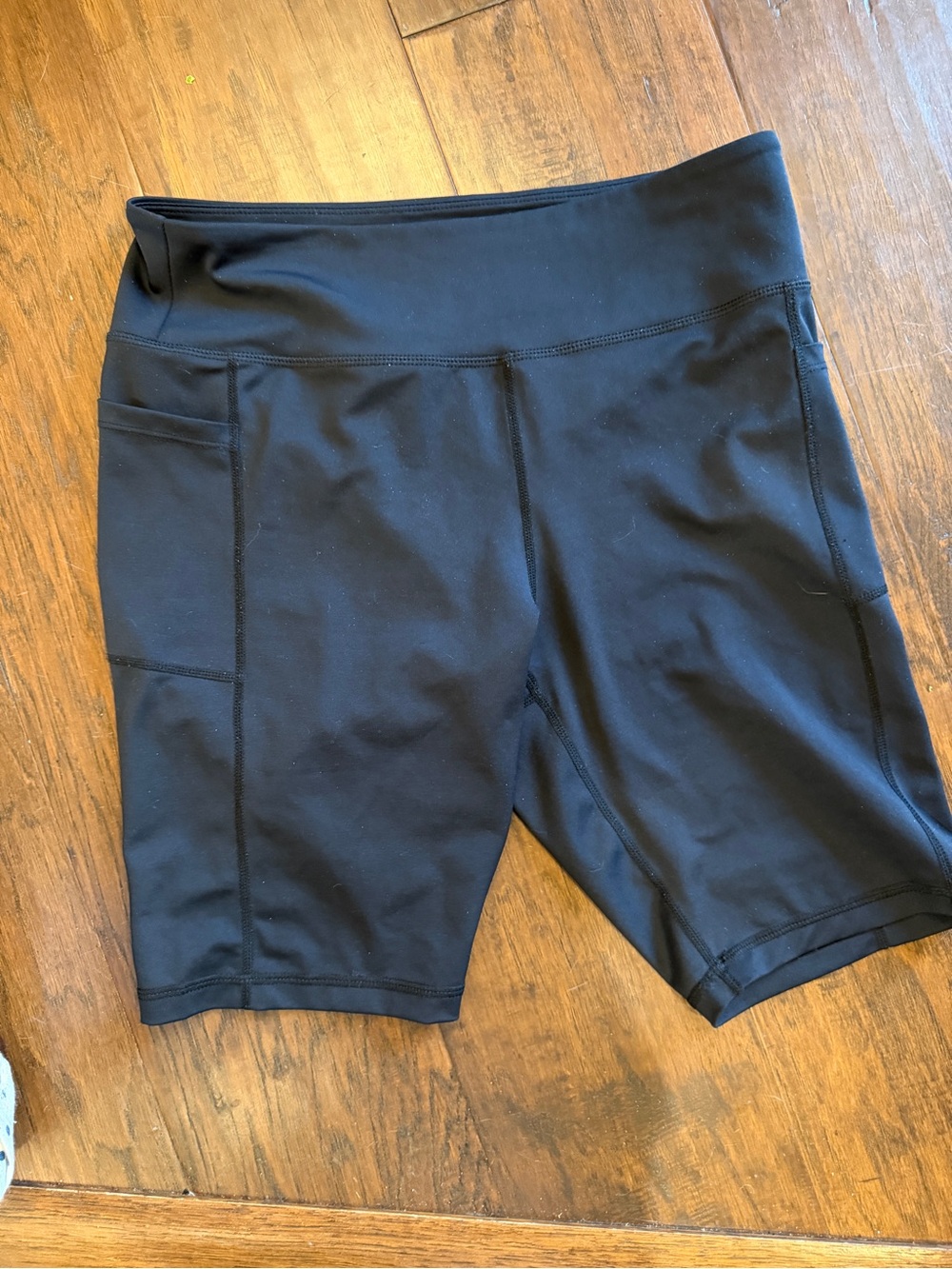 ZYIA Black High-Rise Bike Shorts with Side Pocket